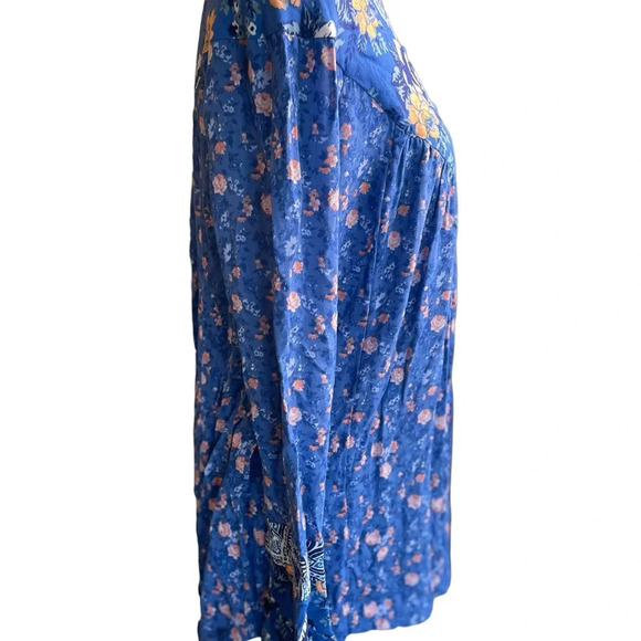 Free People XS Blue Floral Fields Hi Low Oversize Tunic Partial Button - Picture 6 of 9